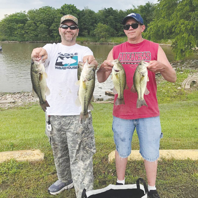 5-23-21 Dwayne and Ivan Williams with catch